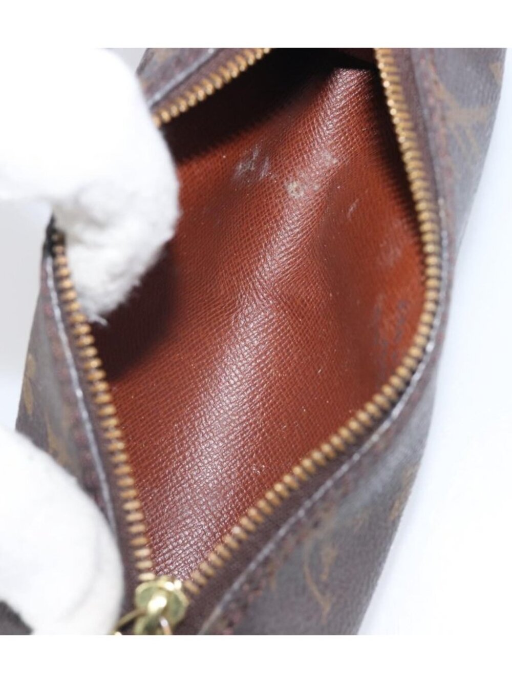 LOUIS VUITTON Monogram Papillon Pouch - Picture 9 of 16
